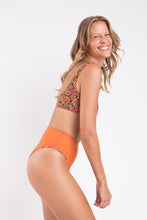 Cargar imagen en el visor de la galería, Bottom Bouquet Hotpants
